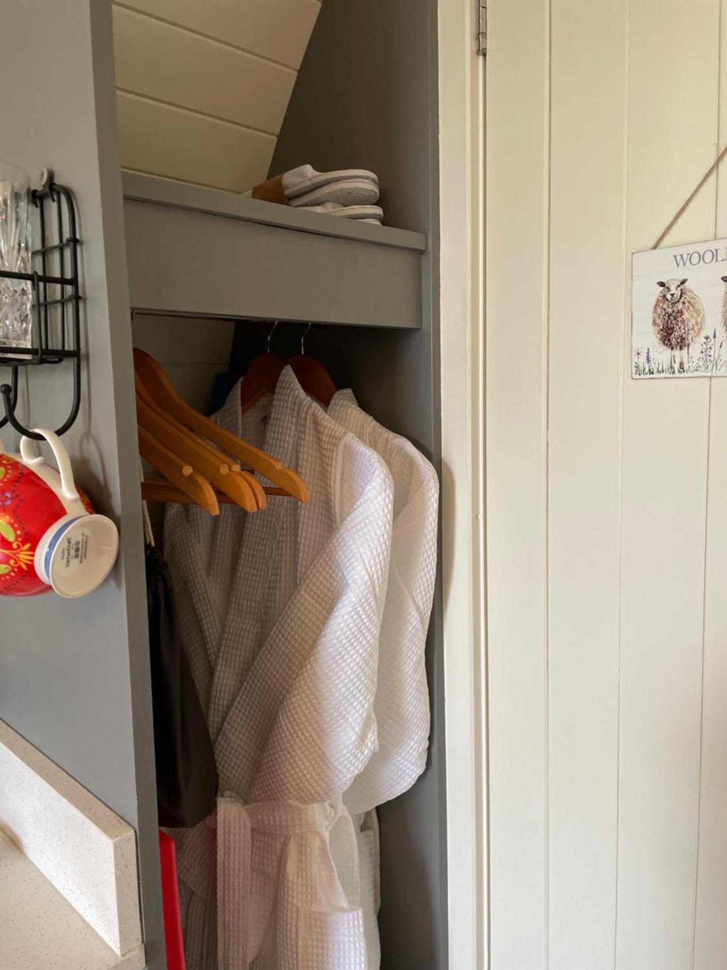 Готель Abbey Farm Luxury Glamping Rhuddlan Номер фото